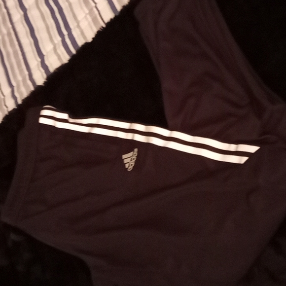 Clothes - Picture 3 of 3